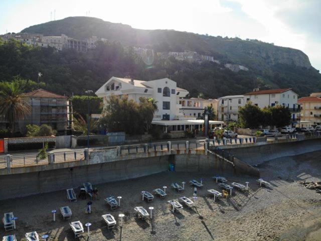 Sea Garden Hotel Acquappesa Exteriér fotografie